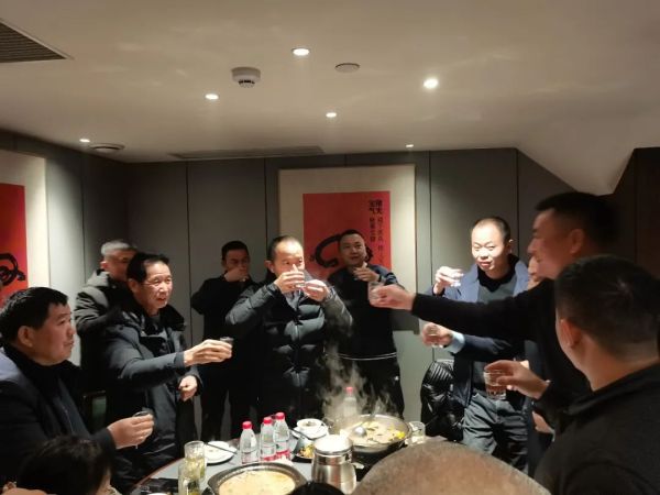 長沙太空金路橋材料有限公司,雙鋼輪壓路機,福格勒瀝青攤鋪機,AC系列,AF系列,SBS系列 長沙太空金路橋材料有限公司,雙鋼輪壓路機,福格勒瀝青攤鋪機,AC系列,AF系列,SBS系列
